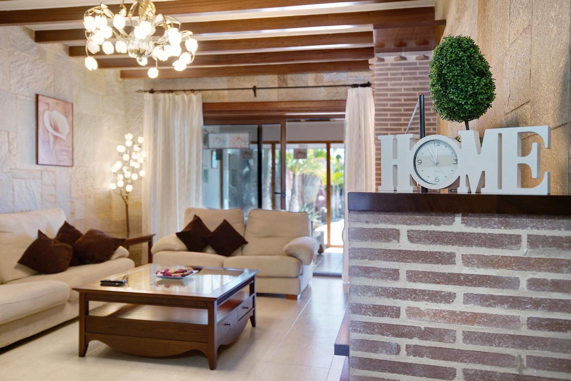 Villa Olive Плая Бланка Екстериор снимка
